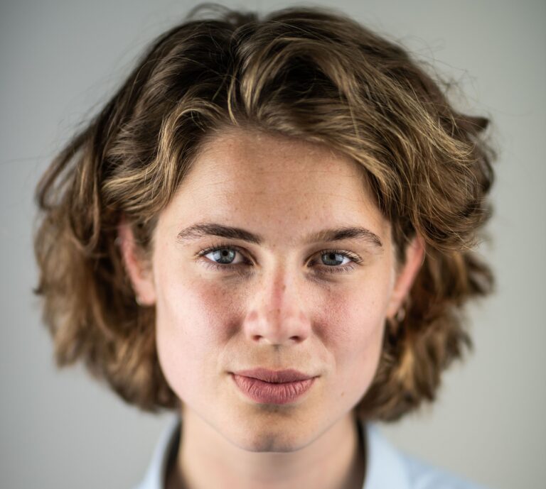 Portretfoto Anna Podt ©Bart Grietens